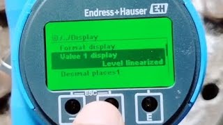 Endress Hauser RADAR Level Transmitter MICROPILOT FMR60B Display setting parameter configuration [upl. by Cody]