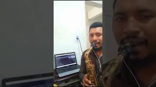 How deep your love sax alto cover [upl. by Hunfredo]