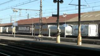 Trafic en gare de Beziers [upl. by Aerdied]