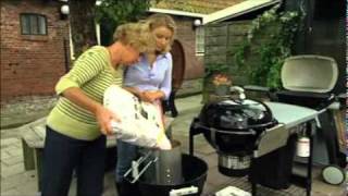 Aansteken van een Weber barbecue [upl. by Eidnil]