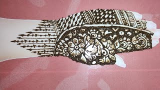 beautiful cutwork mehndi design simple cutwork mehndi design with very unique nets [upl. by Lalage385]