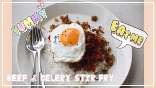 Beef and Celery StirFry Bleekselderij roerbakken met gehakt샐러리 볶음 [upl. by Gnex]