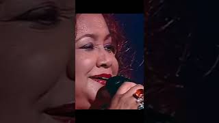 Alcione ao vivo  A loba [upl. by Hewe]