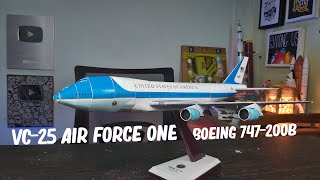 Air Force One VC25 Boeing 747200B  papercraft [upl. by Publia153]