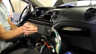 Renault Captur Media Nav Sound Upgrade mit iSOtec 4CXS [upl. by Annayad]