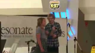 Ed surprises fan singing thinking out loud [upl. by Asilad]