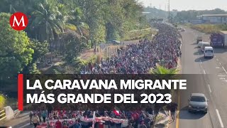 Caravana migrante avanza por el sur de México en plena Navidad [upl. by Gilligan]