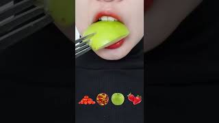 ASMR Eat your favorite fruit 🍅🫑🍏🍓 1 mukbang asmr food shorts [upl. by Staley]