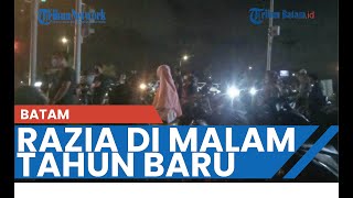 Razia di Malam Tahun Baru Pengendara Motor di Simpang Gelael Batam Panik Dihentikan Polisi [upl. by Anoblav972]