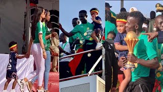 Émouvant Jubilé de Gana Gueye avec sa femme et son fils… [upl. by Thirza]