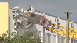 Demolition of the Parkland classroom building where 17 died in 2018 shooting begins [upl. by Nason134]