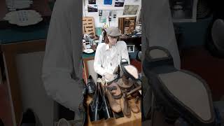 👞 👢 A quotWAXWORKquot COBBLER AT WORK IN WALTHAM MUSEUM OF RURAL LIFE [upl. by Irrej]