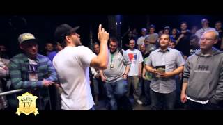 SKEEZ TV BATTLES POSTAL VS SISTEMANN [upl. by Desdemona812]