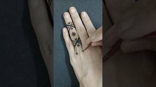 Finger Mehndi Design Simple 🥰 shorts youtubeshorts mehndi [upl. by Aurelia]