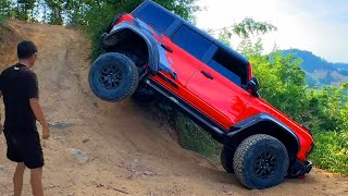 Ford Bronco Raptor 30L V6 vs Jetour Traveller 20T  Offroad 4x4 Battle [upl. by Naima]