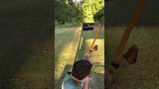 Yew Selfbow shooting wood arrows with broadheads selfbow longbowrecurve traditionalarchery [upl. by Refotsirhc]