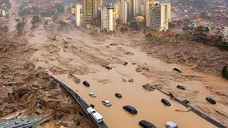 A moment ago in Canada Flood paralyzed life in Vancouver British Columbia [upl. by Minette]