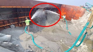 Unloading sand form ship barge unloading video unload sand from big barge ship 35 [upl. by Welker]