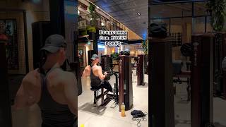 DORSO 🔥bodybuilding gym fitness gymmotivation gymrat backworkout goldsgym pulley fit [upl. by Dnomsed839]