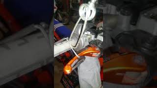 Bleeding ktm or any bike front brake by yourself [upl. by Dirtsa]