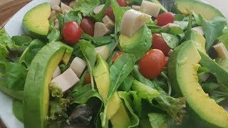 Salada Verde Com Abacate Nutritiva e um Molho Delicioso [upl. by Elleron107]