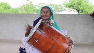 Sharifa Bai Langa Sings Two Jakari Songs in Kutchi [upl. by Yffat]