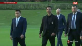 Prima visita a Milanello Fassone Yonghong Li David Han Li [upl. by Ylen]