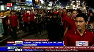 Jokowi Berkeliling Malioboro Bersama Cucu [upl. by Sonitnatsnoc]