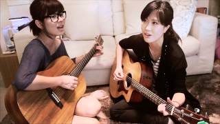 Between The Lines  Robynn amp Kendy Live Acoustic Version 《陶瓷娃娃》英文版 [upl. by Zinah679]