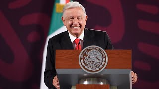 4T consistió en servir al pueblo crear bienestar y brindar seguridad Conferencia presidente AMLO [upl. by Novonod]