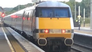 91107 ‘SkyFall’ passing Grantham [upl. by Burdelle655]