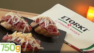 Recette de Crostini piquillos jambon de Bayonne et Etorki  750g [upl. by Mandelbaum]