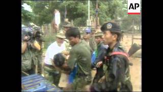 THAILANDCAMBODIA FIGHTING CONTINUES ALONG THAICAMBODIAN BORDER [upl. by Fairfield]