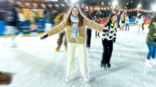 Primera vez PATINANDO sobre HIELO 🤣⛸  Vlogmas Chechu [upl. by Eiggep]