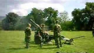 25 pounder field gun firing [upl. by Drud]