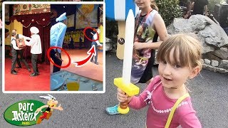 VLOG • ACCIDENT AU PARC ASTERIX BY NIGHT  Studio Bubble Tea [upl. by Ardnuhsal47]