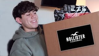 Huge Hollister Try On Haul  Outfit Ideas For Men [upl. by Margarida]