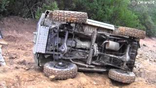 CRASH LAND CRUISER TOYOTA  roll over Toymp4 [upl. by Mayram]