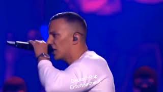 Farid Bang disst beim Echo ein Rapper der Live im Publikum sitzt Echo Live [upl. by Luanne34]