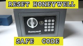 How to Reset HoneyWell Safe Code [upl. by Tecla]