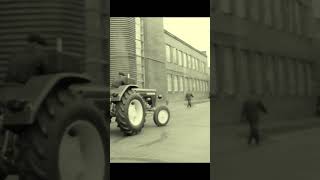 Fabryka URSUSA ursus ursusc360 retrotractor tractorvideo [upl. by Adnilreh]