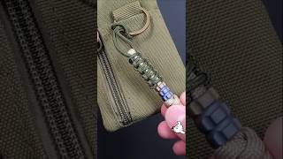 Billetera EDC minimalista con accesorio paracord [upl. by Asirak890]