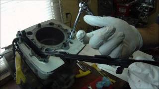 Complete single cylinder rebuild 600cc RFVC XR600R 3 of 11 [upl. by Scherle]