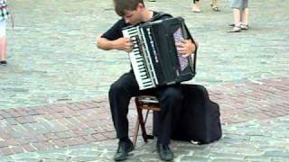 Street artist playing Vivaldi on accordion [upl. by Eireva]