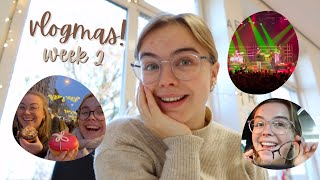 nieuwe brillen snelle concert en kerst inkopen  vlogmas week 2 [upl. by Ydnas676]