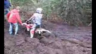 DEM Enduro DM Uelsen 2008 E1 Roy Kroll buddelt sich ein [upl. by Meghan674]