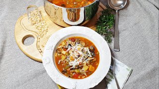 Minestrone italienische Gemüsesuppe  Leckere leichte Suppe für den Sommer [upl. by Lovering]