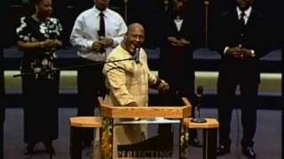 Pastor Marvin L Winans singing A Song of Consecration [upl. by Eenert]