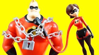 Mr Incredible Helps Batman [upl. by Lacim]