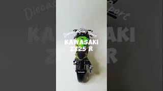 Review Kawasaki ZX25R Skala 112 [upl. by Niatsirhc224]